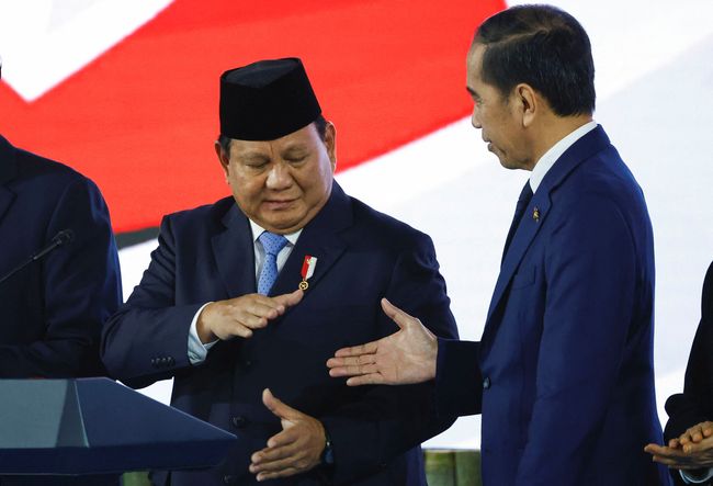 Presiden Prabowo bersama Mantan Presiden ke 7 Jokowi. Foto : Ist