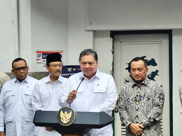 Instruksi Presiden Prabowo: Bantuan Tunai Ditambah, Penerima Lebih Banyak Menko Perekonomian Airlangga Hartarto saat konferensi pers. Foto : Ist