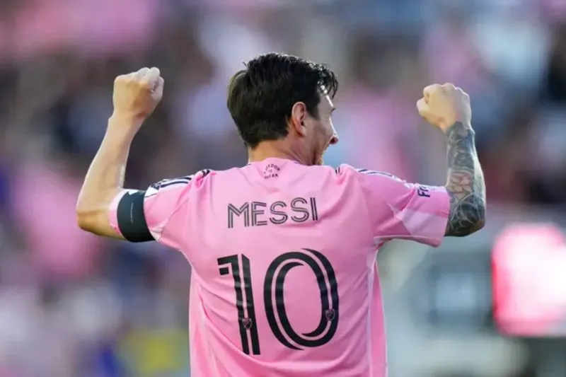 Karier Belum Habis, Messi Perpanjang Kontrak di Inter Miami hingga 2028 Bintang Inter Miami Lionel Messi. Foto : Ist