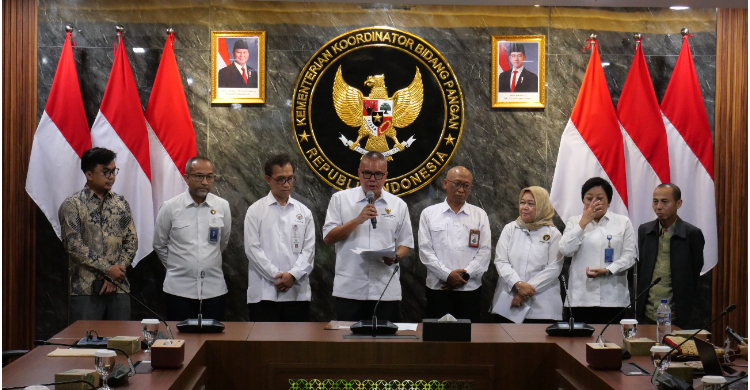 Paparan Radioaktif pada Udang dan Cengkeh Sudah Terkendali, Tak Menyebar Badan Pengawas Tenaga Nuklir - BAPETEN Hadiri Konferensi Pers Satgas Penanganan Cs-137 dan Asosiasi Pengusaha dalam Mengamankan Ekspor Udang dan Cengkeh Indonesia ke Pasar Amerika Serikat. Foto: Ist