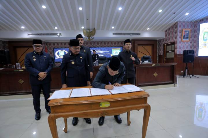 Resmi Diteken, Pemkot dan DPRD Sepakati KUA PPAS 2026 (Foto: Prokopim)