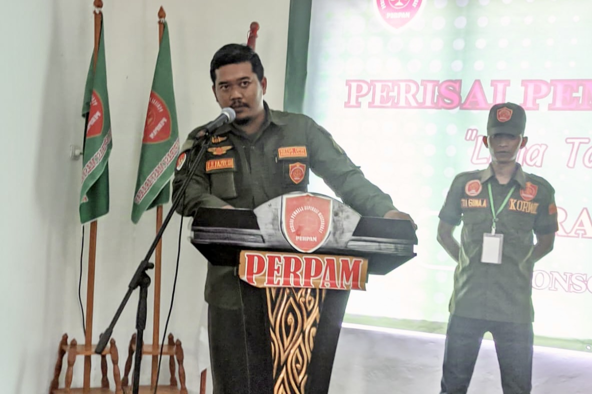 Perpam Banten Desak Bupati Pandeglang Pecat Oknum Kades Ketua Perpam Banten Erland Felany Fazry sedang memberikan sambutan disalah satu acara internal Perpam Banten, beberapa waktu lalu.