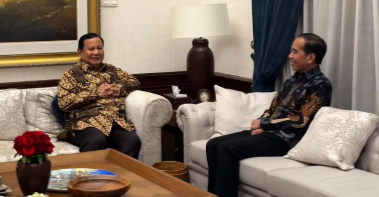 Prabowo-Jokowi Ketemu Lagi, Istana Ungkap Obrolan Keduanya Pertemuan Presiden Prabowo dan Jokowi di Kertanegara. Foto : Ist