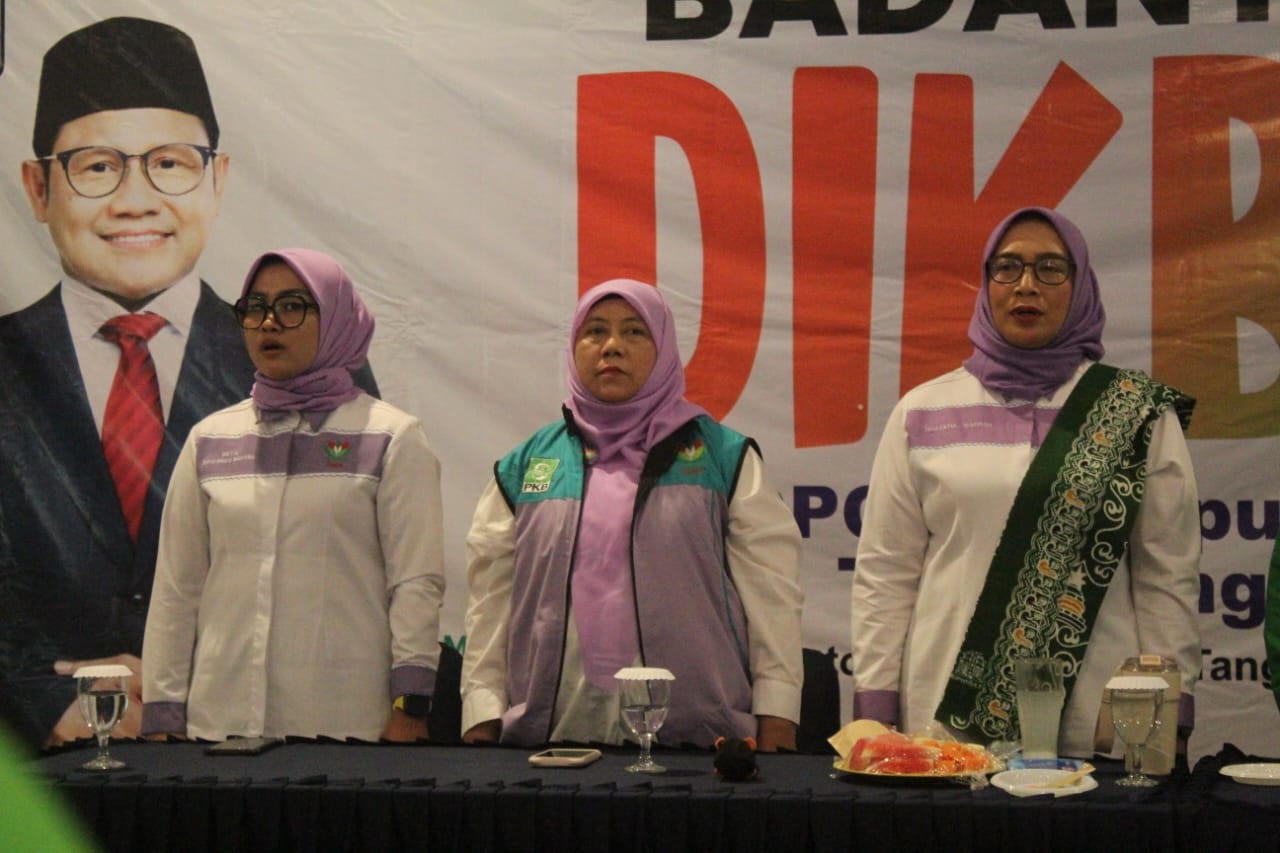 Ratusan Peserta Ikuti Pendidikan Kader Perempuan PKB Sayap partai PKB lakasanakan kegiatan Pendidikan Kader Badan Partai (Dikbar) Perempuan Bangsa yang digelar di Serpong, Minggu (26/10),