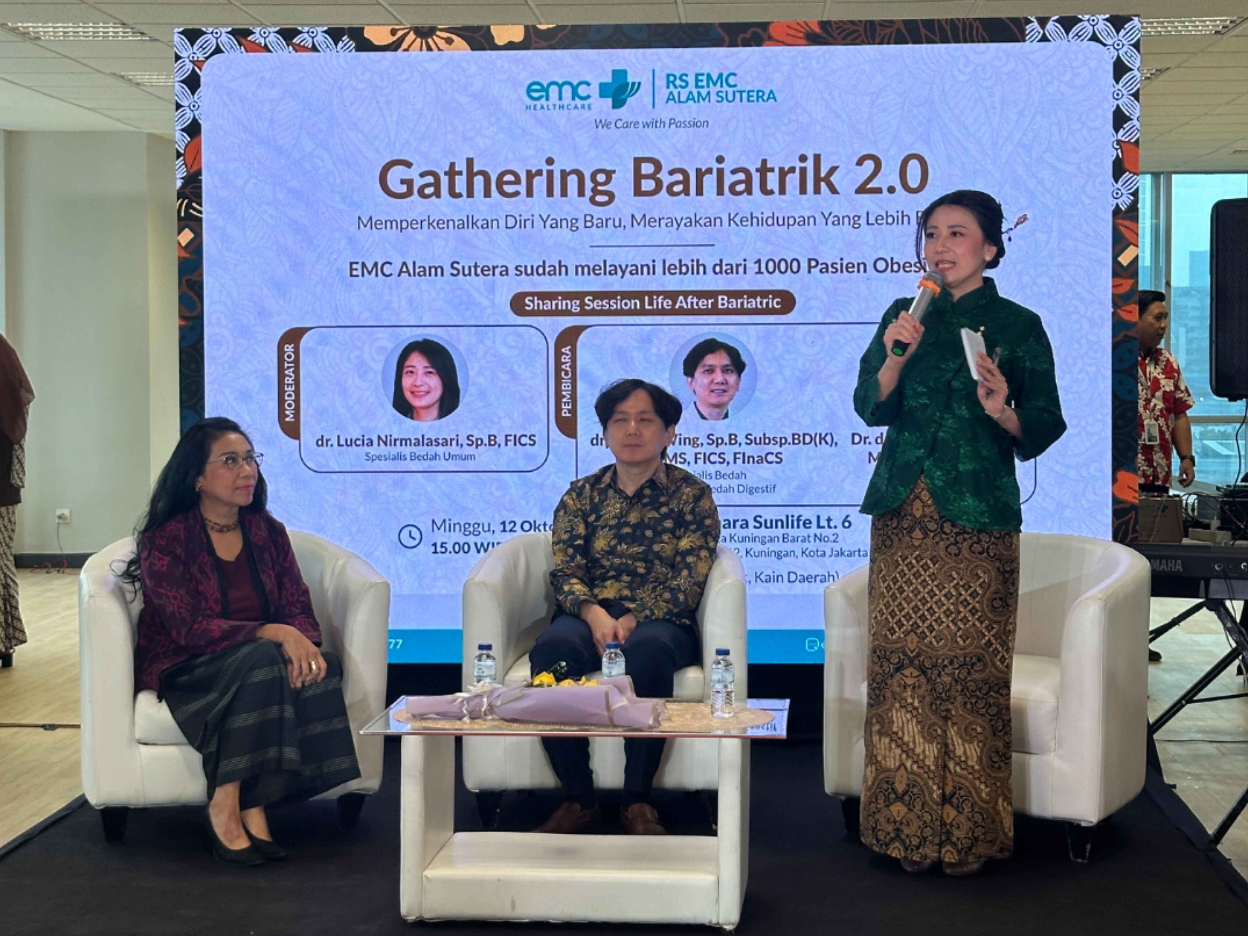 Spesialis Bedah Digestif dr. Handy Wing dan Spesialis Bedah Plastik Dr. dr. Irena Sakura Rini, menjadi pembicara dalam Gathering Bariatrik 2.0 RS EMC Alam Sutera, di Menara Sunlife, Jakarta, Minggu (12/10/2025). (tangselpos.id/lim)