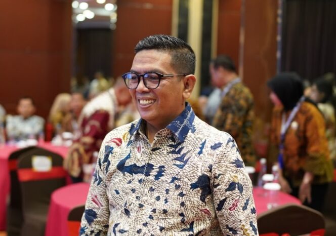 Tegur Siswa Merokok, Andra Bakal Nonaktifkan Kepala SMAN 1 Cimarga Gubernur Banten Andra Soni. Foto : Ist