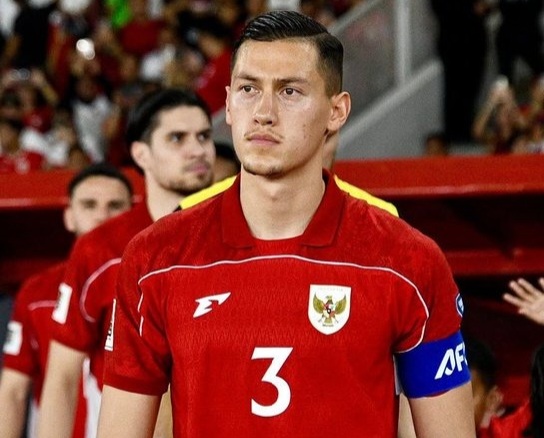 Unggah Pesan Menyentuh, Jay Idzes Puji Peran Besar Erick Thohir dan Tim untuk Timnas Kapten Timnas Jay Idzes. Foto : Ist