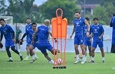 Latihan dkuad Persib Bandung. Foto : Ist