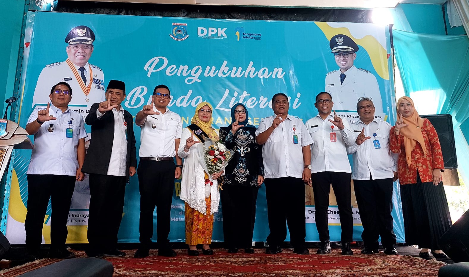 Wakil Wali Kota Tangsel Pilar Saga saat membuka Festival Literasi Kota Tangsel. Foto : Ist