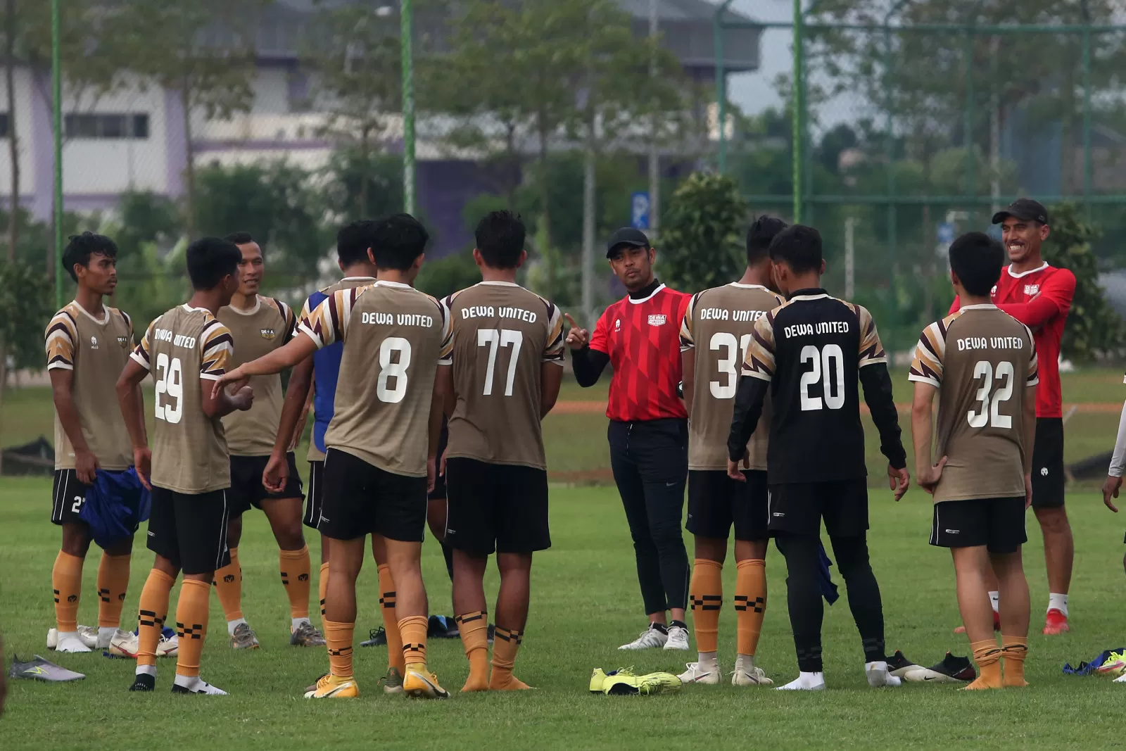 Sesi latihan Deqa United. Foto : Ist