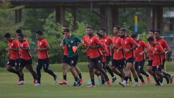 Latihan kebugaran skuad Borbeo FC. Foto : Ist