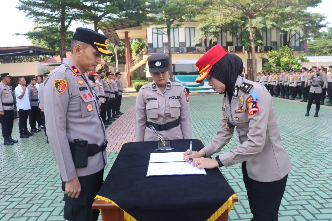 PELATIHAN. Sebanyak 279 siswa Pendidikan Pembentukan (Diktuk) Bintara Polwan angkatan ke-58 TA 2025 resmi memulai Latihan Kerja (Latja) di Polres Tangerang Selatan.
