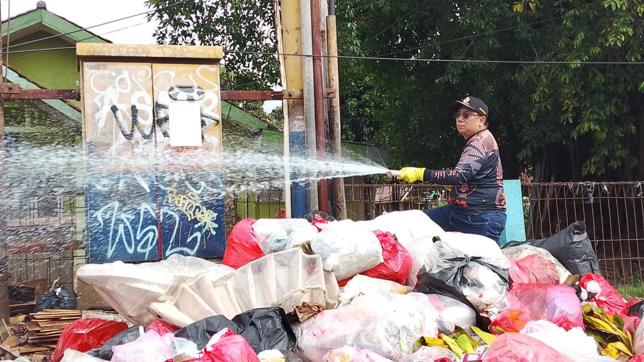 Pemerintah Kota Tangerang Selatan (Tangsel) bergerak cepat menangani tumpukan sampah di sejumlah titik, termasuk di Ciputat dan Serpong. (Ist)