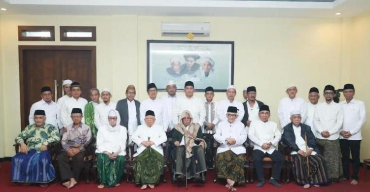 Pertemuan Mustasyar, Syuriyah, dan Tanfidziyah di Pesantren Lirboyo, Kamis (25/12/2025). Foto : Ist