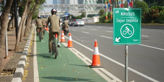 Jalur khusus sepeda di Jln Thamrin. Foto : Ist