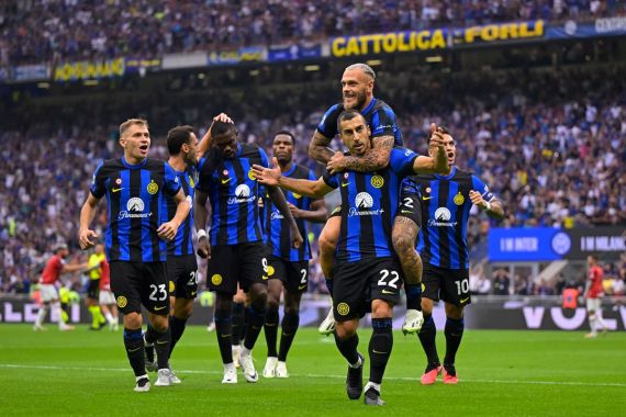 Selebrasi Inter Milan usau menang besar 4-0 dari Como. Foto : Ist