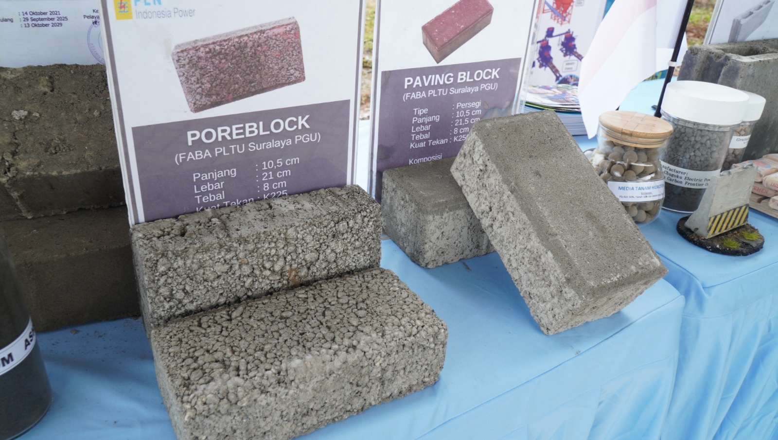 Limbah Fly Ash dan Bottom Ash (FABA) menjadi paving block oleh Desa Purwaraja dan Desa Muruy, Kecamatan Menes, Kabupaten Pandeglang.(Istimewa)