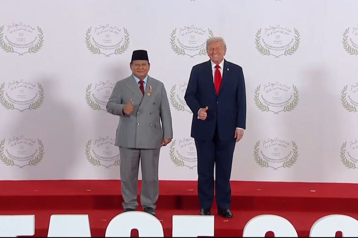 Presidenprabowo dan Presiden Trump saat bertemu di KTT 47 ASEAN. Fotob: Ist