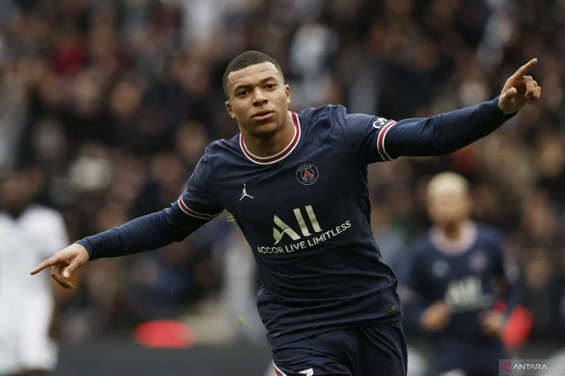 Mbappe saat masih berseragam PSG. Foto : Ist