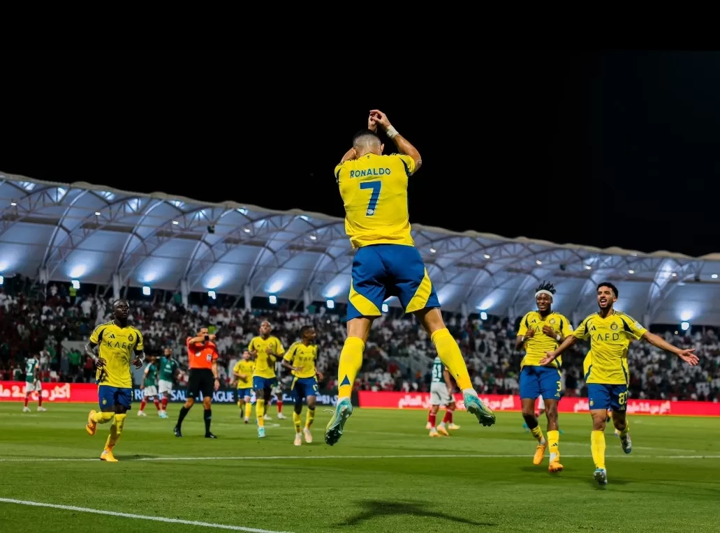 Selebrasi khas Ronaldo. Foto : Ist