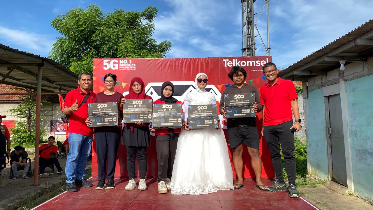 Kampung Telkomsel yang digelar di Kampung Sasak, Pemancingan Galatama Bawal 88, Poris Plawad Indah, Kecamatan Cipondoh, Kota Tangerang, Selasa (23/12/2025).(Istimewa)