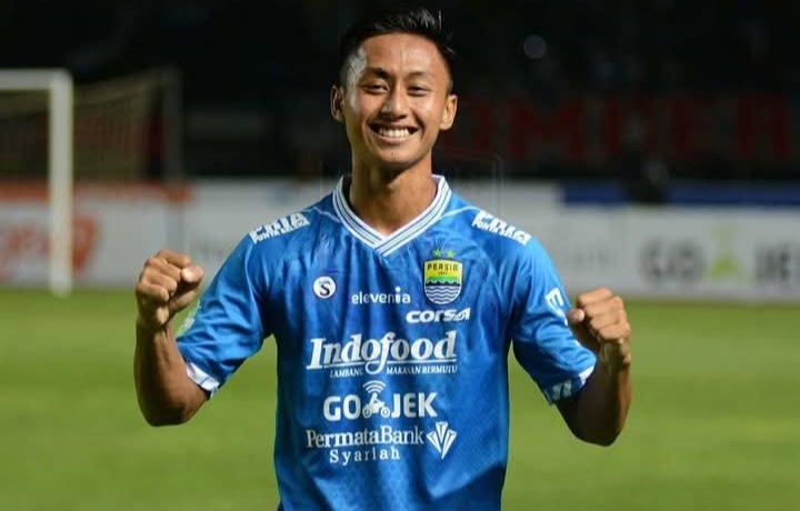Gelandang Persib Robi Darwis. Foto : Ist