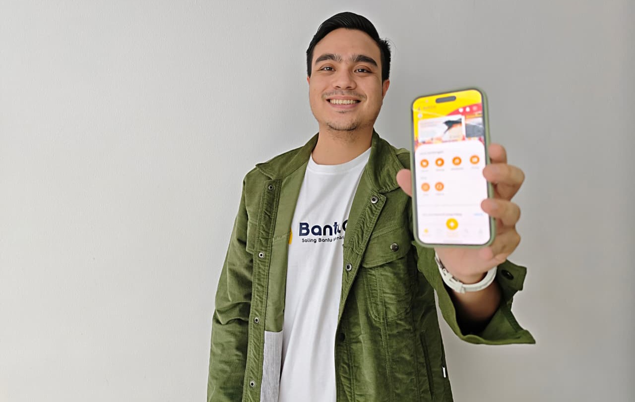 Muhammad Arbani menciptakan Aplikasi Bantu Cari, platform lost and found pertama di Indonesia. Foto : Ist