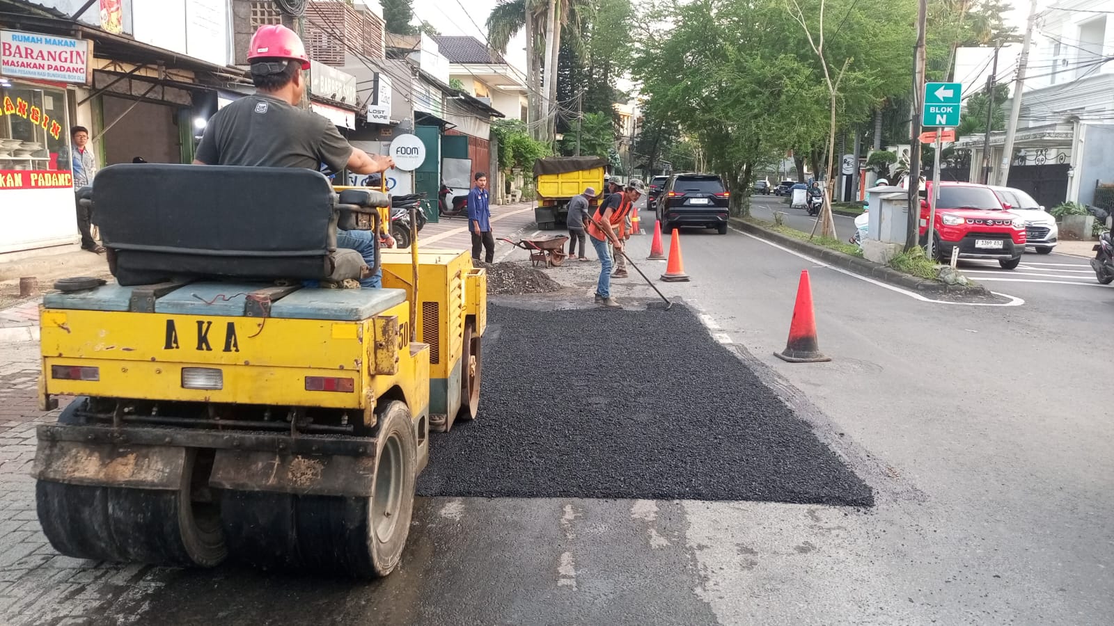 Dinas Sumber Daya Air, Bina Marga dan Bina Konstruksi (SDABMBK) Kota Tangerang Selatan perbaiki sejunlah ruas jalan. (Ist)