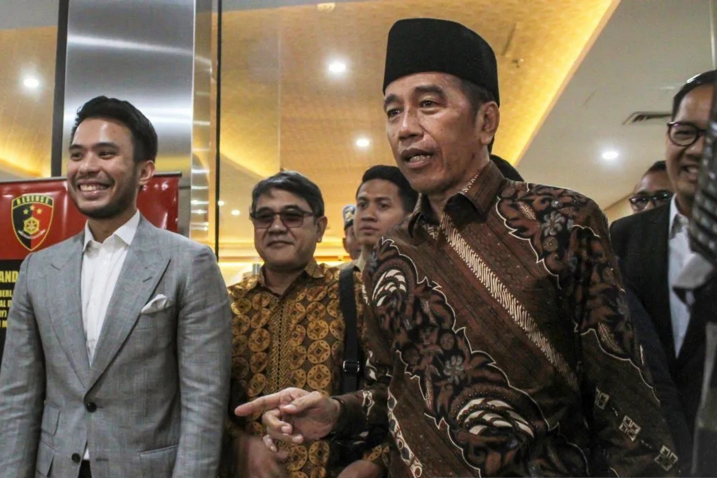 Mantan Presiden ke 7 Jokowi saat berada di Polda Metro Jaya. Foto : Ist