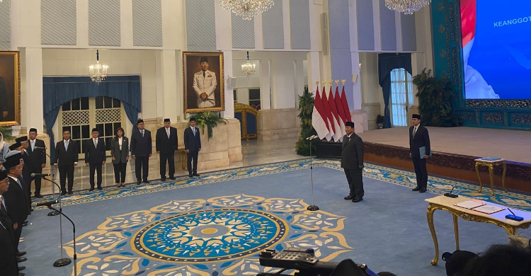 Presiden Prabowo melantik pejabat Dewan Energi Nasional (DEN). Foto : Ist