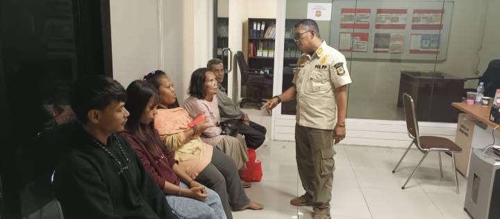 Sejumlah pengemis dan gelandangan berhasil diamankan, dalam operasi penertiban Petugas Gabungan Kota Tangerang, Kamis (22/1).