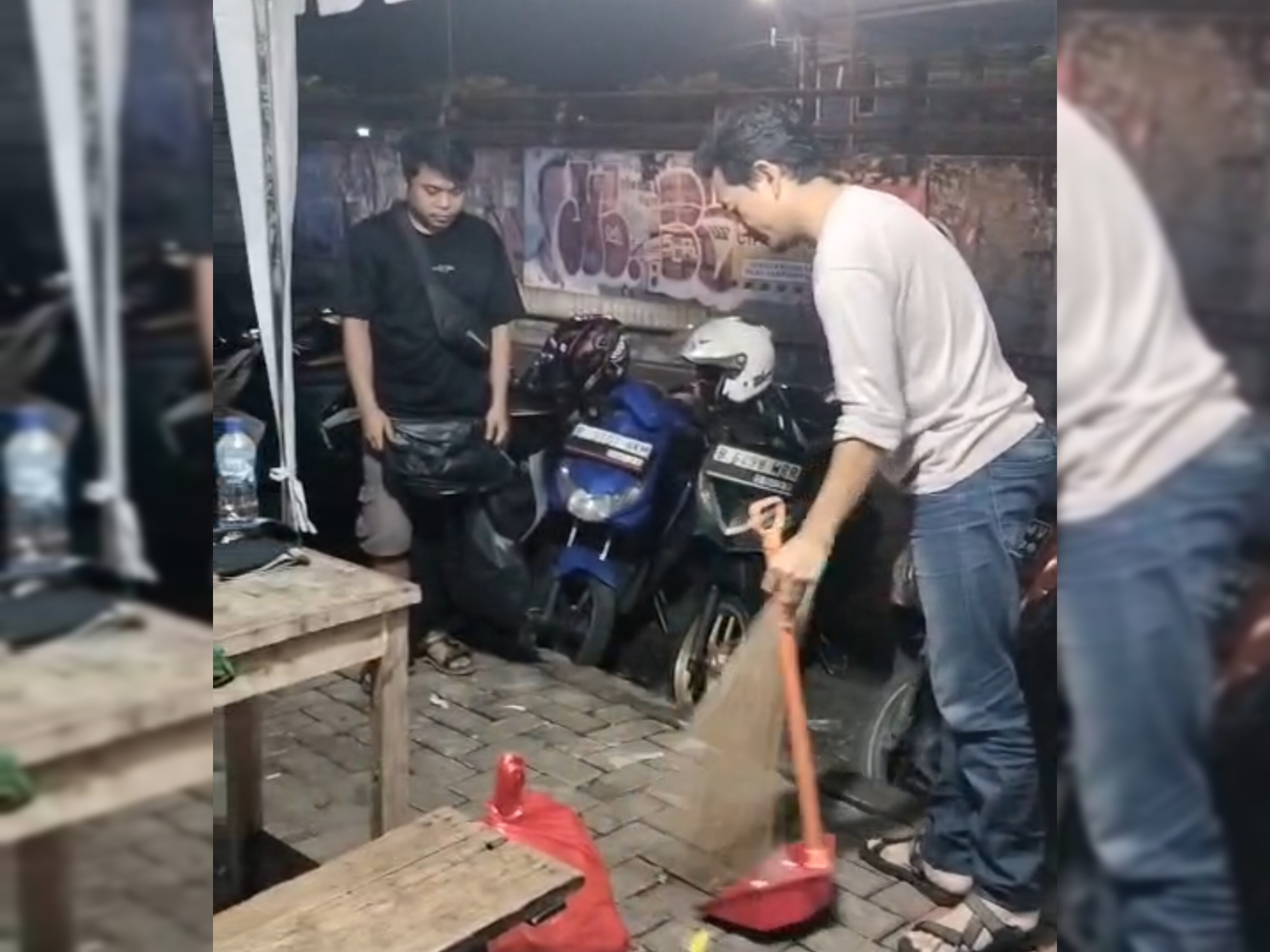 Petugas gabungan menjaring puluhan pelanggar di sejumlah lokasi strategis. (Ist)