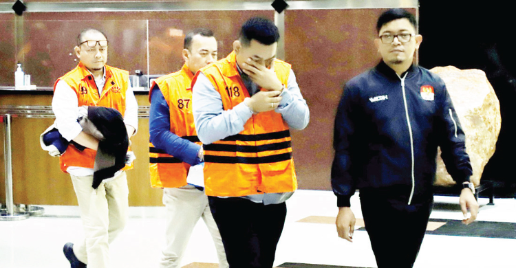 Pejabat Bea Cukai yang twrtangkap OTT KPK. Foto : Ist