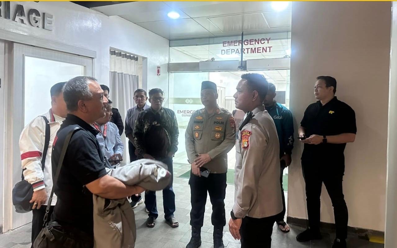 Polisi berhasil menangkap pelaku penusukan terhadap pengendara di Tangerang. Pelaku diketahui debtcollector.