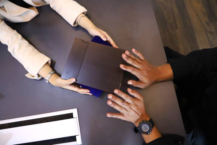 Wakil Bupati (Wabup) Tangerang, Intan Nurul Hikmah, menghadiri peringatan Hari Peduli Sampah Nasional (HPSN) di Aula PT. Paragon Technology and Inovation, Rabu (25/2).