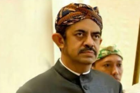 Riza Chalid kini resmi jadi buronan International. Foto : Ist