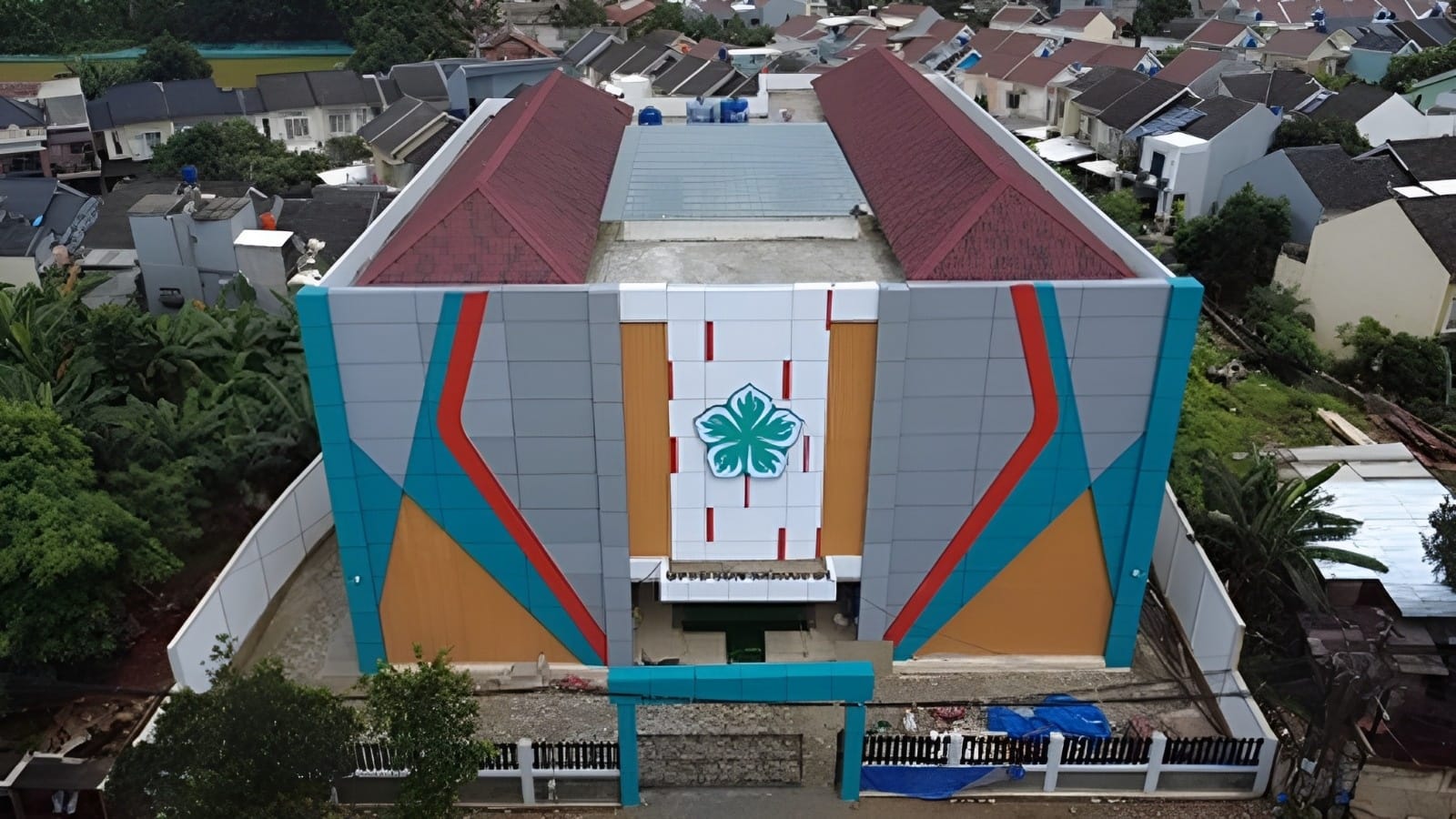 Pemkot Tangsel merevitalisasi puluhan bangunan SD dan SMP di sepanjang 2025