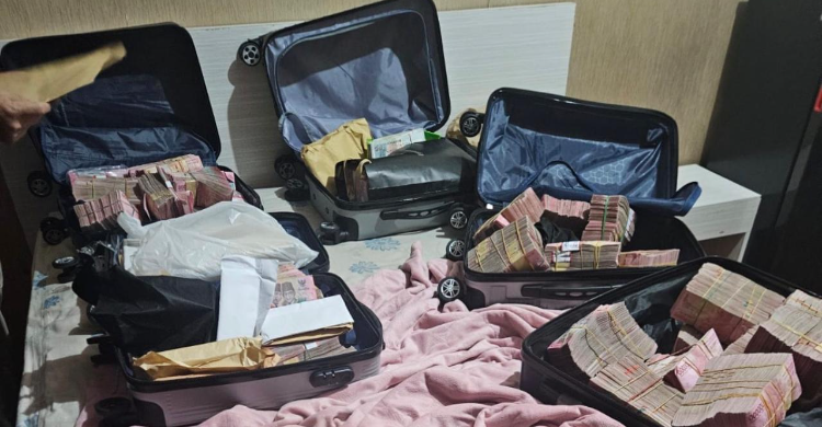 Uang senilai 5M yang disita. Foto : Ist