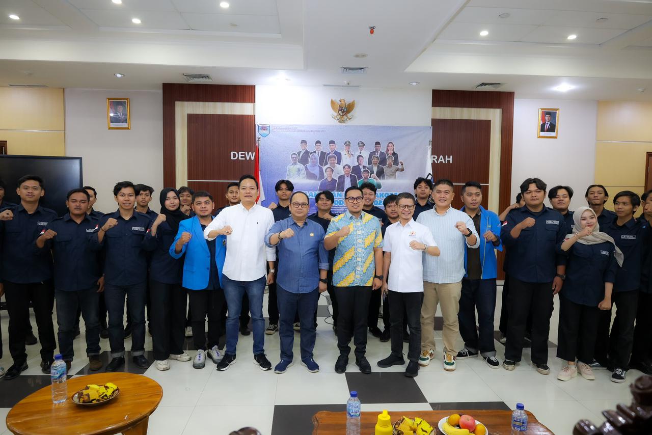 PELANTIKAN. Suasana pelantikan DPP HIMAKOTAS di Gedung DPRD Kota Tangsel.