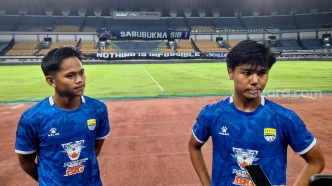 Dua pemain muda Persib, Kevin Pasha dan Nazriel Alfaro. Foto : Ist