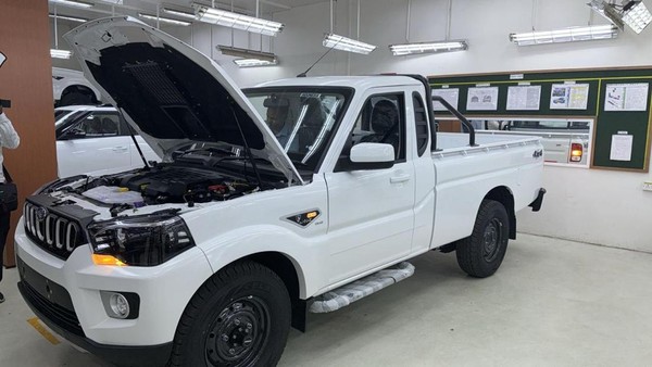M9bil pickup dari India. Foto : Ist