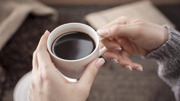 Ilustrasi minum kopi. Foto : Ist