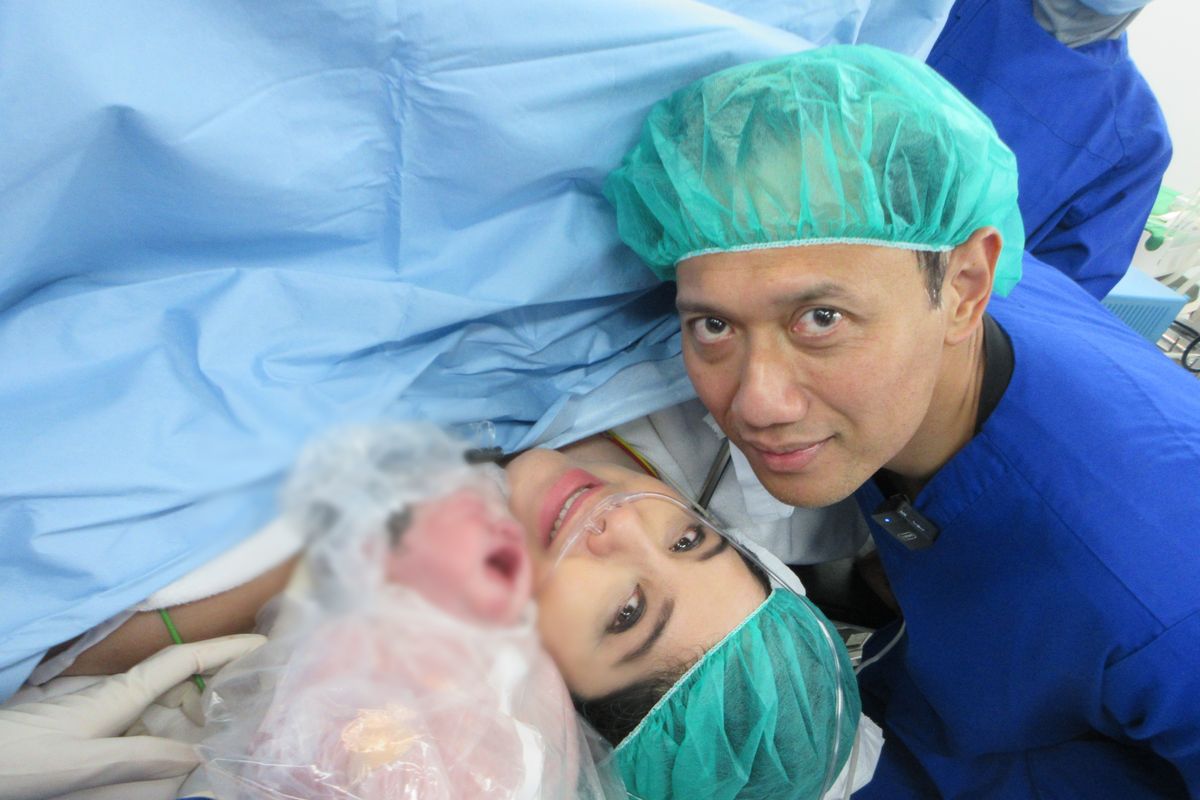 Pasangan Agus Harimurti Yudhoyono dan Anisa Pohan telah dikaruniai putra kedua yang lahir pada Minggu 29 Maret 2026, pukul 19.28 WIB. Foto :Ist