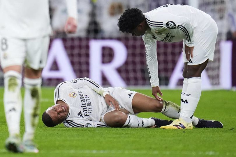 Bintang Real Madrid Kylian Mbappé saat dilanda cidera. Foto : Ist