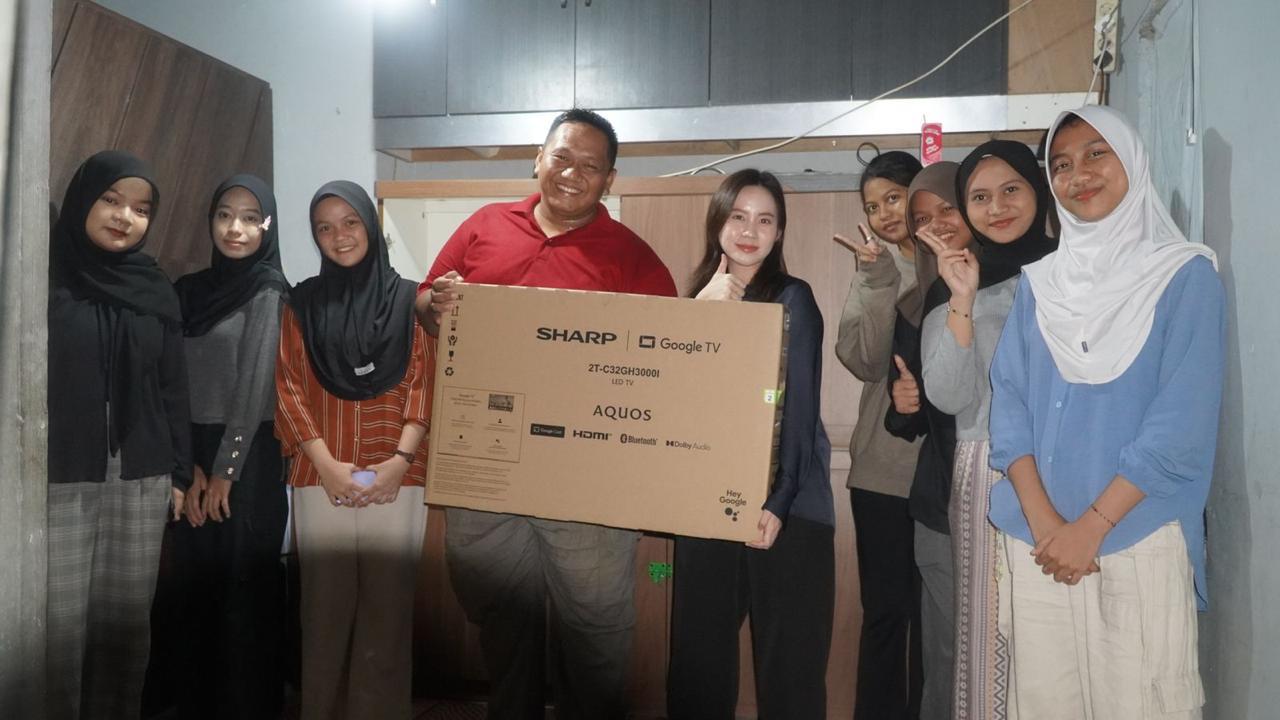 RESES . Wakil Ketua DPRD Kota Tangerang Selatan (Tangsel), Maria Teresa Suhardja, menggelar kegiatan reses di wilayah Cipayung, Kecamatan Ciputat.