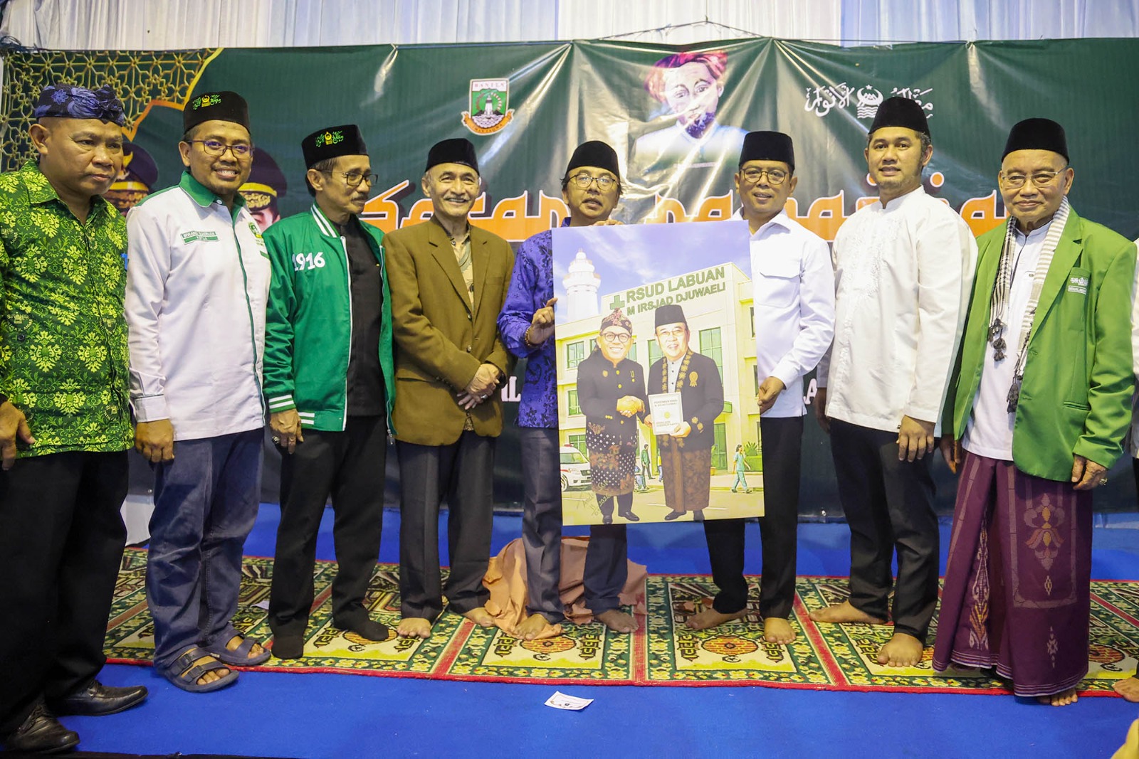 Gubernur Andra Soni saat Safari Ramadan di Pengurus Wilayah MA, Cilaku, Kota Serang. Foto : Ist