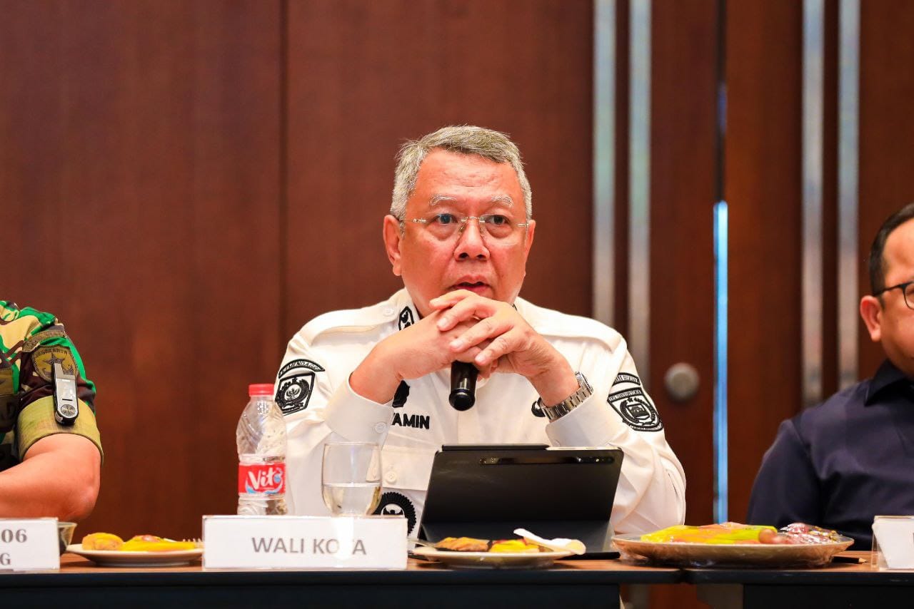 Wali Kota Tangsel, Benyamin Davnie menargetkan lelang jabatan rampung bulan ini.