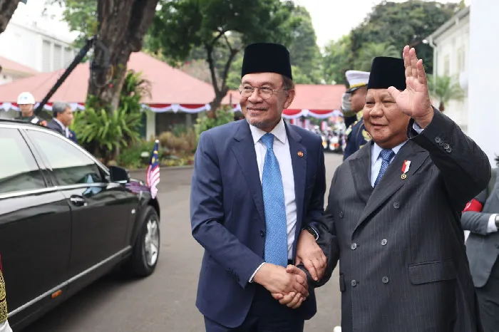 Pertemuan Presiden Prabowo dsn PM Malaysia Abwar Ibrahim pada Juli 2025. Foto : Ist