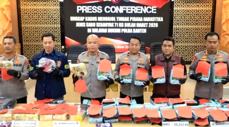 Konferensi pers atas pengungkapan kasus penyelundupan 71 kg sabu. Foto : Humas Polda Banten