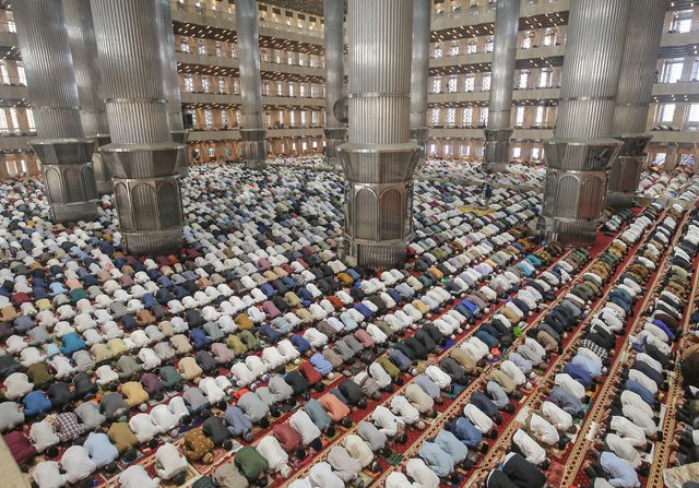 Sholat Ied di Masjid Istiqal. Foto : Ist